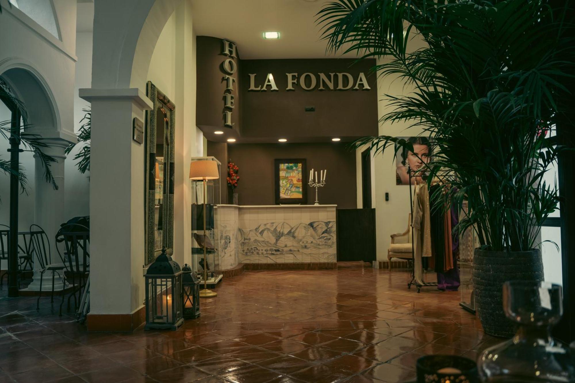 Hotel La Fonda Benalmádena Kültér fotó